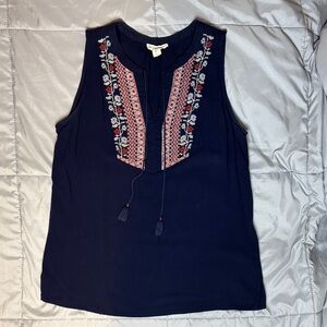 Artisan Ny Navy Sleeveless Blouse with Red Embroidery